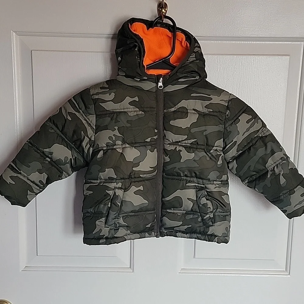 Healthtex boys 24 months, camouflage puffer coat.
